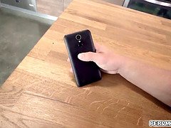 Geile alte tussi, Aufs gesicht abspritzen, Hd, Küche, Milf, Im freien, Stiefmutter, Ablutschen