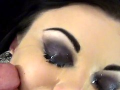Gros seins, Sucer une bite, Brunette brune, Faciale, Pov, Tatouage, Adolescente, Branlette espagnole