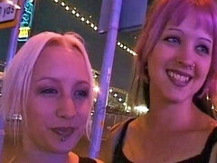 18 ans, Sucer une bite, Britannique, Exhib, Hard, De plein air, Chatte, Adolescente