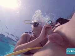 18 jaar, Pijpbeurt, Hardcore, Hongaars, Masturbatie, Buiten, Zusters, Onderwater