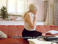 Blondine, Blasen, Fetisch, Hd, Absätze, Reif, Russisch, Strümpfe