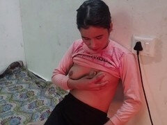 18 jaar, Tante, Biseksueel, Vingeren, Indisch, Klein, Stiefmoeder, Tiener