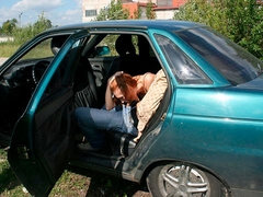 Leie, Blasen, Auto, Spermaladung, Hundestellung, Handjob, Mann mann frau, Rotschopf
