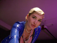 Американки, Красотки, Блондинки, Платье, Очки, Пирсинг, Тату, Стринги