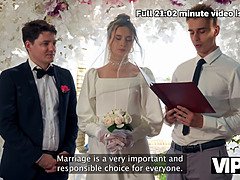 Anaal, Brijd, Man die toekijkt, Hd, Openbaar, Russisch, Schreeuwen, Tieten likken