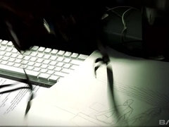 Blond, Bruinharig, Sperma in gezicht, Fetisj, Slaaf, Tatoeage, Trio, Speelgoed