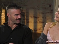 Bondage domination sadisme masochisme, Bizarre, Brunette brune, Bâillonner, Douleur, Chatte, Jarretelles, Nénés