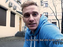 Sucer une bite, Brunette brune, Femme couguar, Maman, Chatte, Réalité, Timide, Jarretelles