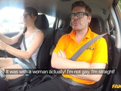 Amateur, Sucer une bite, Voiture, Éjaculation interne, De plein air, Chatte