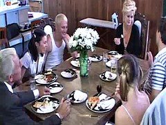 Amateur, Grupo, Trio