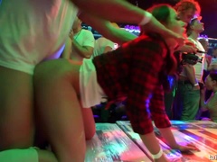 フェラチオ, 衣服着たままセックス, ハードコア, レズビアン, なめる, オマンコ, スインガー, 濡れ