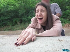 Gros cul, Grosse bite, Gros seins, Sucer une bite, Brunette brune, Argent, Pov, Public