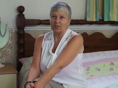 Oma, Lingerie, Masturbation, Reif, Mutti, Pornostars, Muschi, Spielzeuge