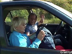 Wohlbeleibte schöne frauen, Grossvater, Oma, Reif, Öffentlich, Reiten, Jungendliche (18+), Titten