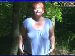 Blasen, Dildo, Reif, Milf, Natürlichen titten, Im freien, Schlucken, Spanner
