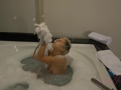 Amateur, Blonde, Grossier, Petite amie, Pov, Rasée, Cheveux courts, Chaussettes