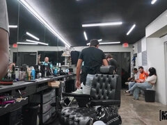 Sexo en la barbería