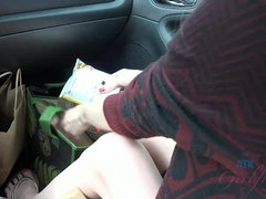 素人, 車, 下着, パンティ, 剃毛, オッパイの, おもちゃ, バイブレーター