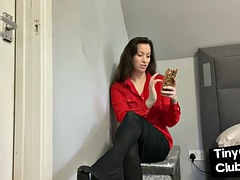 Enthousiasteling, Grote lul, Naakte man aangeklede vrouw, Schattig, Dominante vrouw, Fetisj, Brillen, Ondergoed