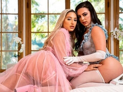 舐める尻, キス, レズビアン, なめる, オナニー, 淫乱熟女, ストッキング, ストリッピング