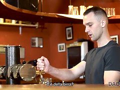 Engañando, Papá, Penetracion con dedos, Sexo duro, Hd, Lamidas, Perforación, Tetas