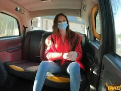 Amateur, Cul, Gros seins, Brunette brune, Voiture, Lingerie, Mère que j'aimerais baiser, Maigrichonne