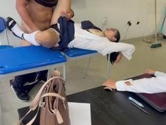 Enthousiasteling, Kont naar mond, Tante, Stel, Sperma, Latijnse vrouw, Rijpe lesbienne, Tiener