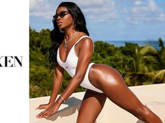 18 ans, Grosse bite, Gros seins, Sucer une bite, En levrette, Interracial, Maigrichonne, Adolescente