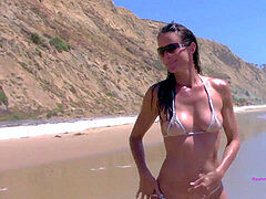 Cougar, amazing body, grote tieten