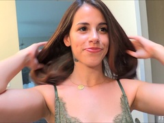 Nahaufnahme, Masturbation, Orgasmus, Öffentlich, Solo, Weibliche ejakulation, Spielzeuge, Unter dem rock