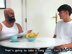 Bizar, Bruinharig, Tsjechisch, Daddy, Hd, Reusachtig, Natuurlijke tieten, Tieten likken