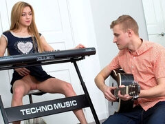 Жопа, Большой член, Блондинки, Собачьи, Натуральные сиськи, Тощие, Молоденькие, Сиськи