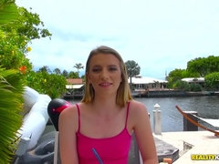 Grosser arsch, Schwarz, Blondine, Blasen, Handjob, Realität, Schlucken, Jungendliche (18+)
