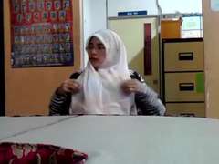 Arab, Flashing, Tits