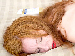 In den arsch, Grosser arsch, Grosse titten, Fingern, Milf, Nippel, Rotschopf