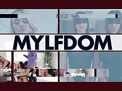 Gros cul, Gros seins, Sucer une bite, Tir de sperme, Hd, Rugueux, Criant, Pute