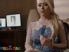 Rubia, Consolador, Lesbiana, Madres para coger, Tetas naturales, Tatuaje, Tetas, Juguetes