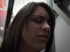 Arschlecken, Braunhaarige, Kehlenfick, Handjob, Lecken, Strümpfe, Schlucken, Jungendliche (18+)