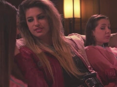 デカ尻, デカパイ, 茶髪の, Hd, オーガズム, 小柄, ポルノスター, オマンコ