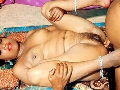 18 ans, Cul à la bouche, Tante, Gros cul, Couple, Indienne, Masturbation, Jouets