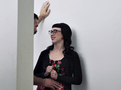 浴室, ブロンド, フェラチオ, 眼鏡, キッチン, 乳首, オマンコ, ティーン