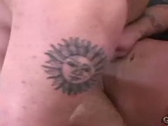 アナル, デカチン, 彼氏, ゲイ, 自家製, 筋肉, 馬乗り, タトゥー