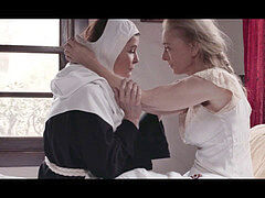 Braunhaarige, Küssen, Lesbisch, Masturbation, Reif, Milf, Nonne