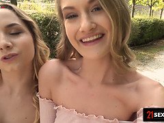 Seksspeelgoed, Vingeren, Lesbisch, Klein, Kut duiken, Anaal likken, Rubebrstof, Tieten likken