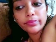Beautiful Indian Boobs Show On Call