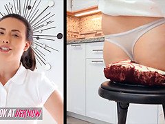 Grosser arsch, Grosse titten, Blasen, Braunhaarige, Aufs gesicht abspritzen, Hardcore, Hd, Rasiert