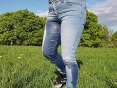 Unfall, Blondine, Britisch, Auto, Hd, Jeans, Pissen, Öffentlich