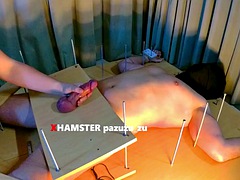 素人, 緊縛, デカパイ, 着衣女と全裸男, 足, フェムドム, 手コキする, いじめ