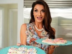 Grosse titten, Blasen, Braunhaarige, Viele männer bespritzen eine frau, Sperma im mund, Spermaladung, Fetisch, Orgie