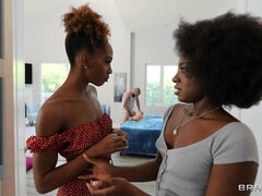 Жопа, Минет, Брюнетки, Член, Черненькие, Лизание, Киски, Молоденькие